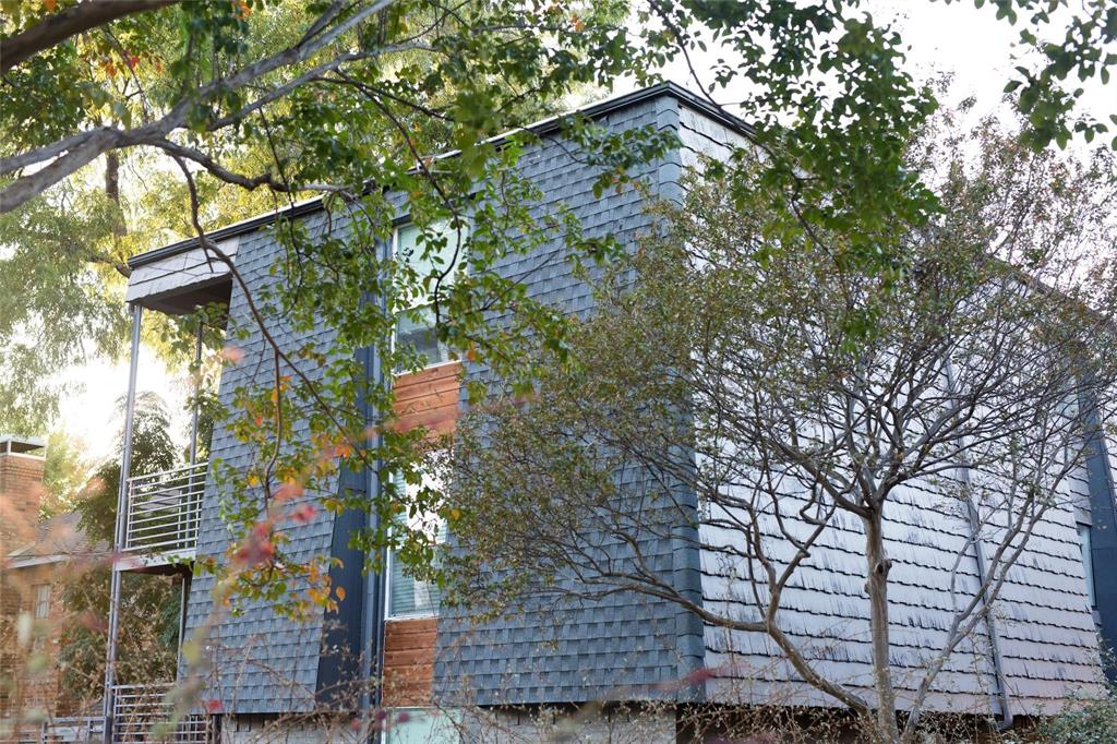 W E Hawkins Oak Lawn - Residential Lease