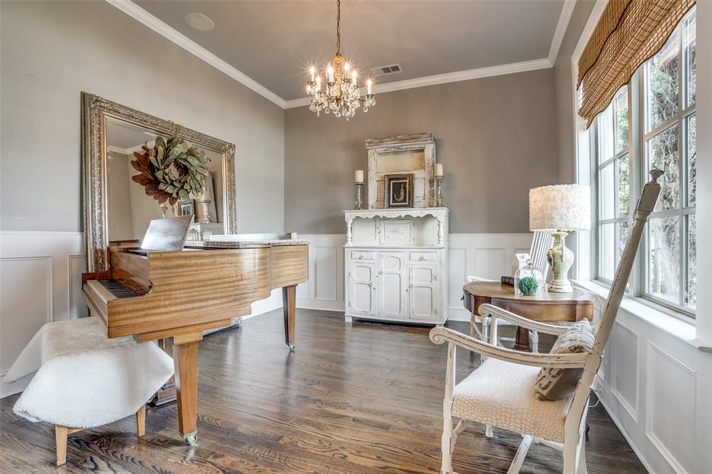 LAKE HIGHLANDS - Residential