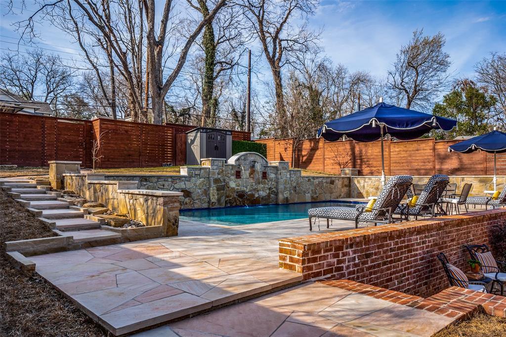 LAKE HIGHLANDS - Residential