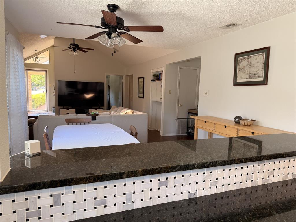 Shadowood Trail Condo - Residential