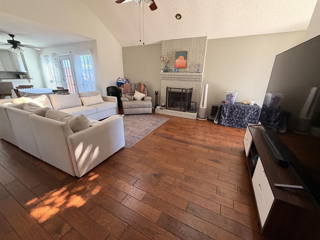 Shadowood Trail Condo - Residential