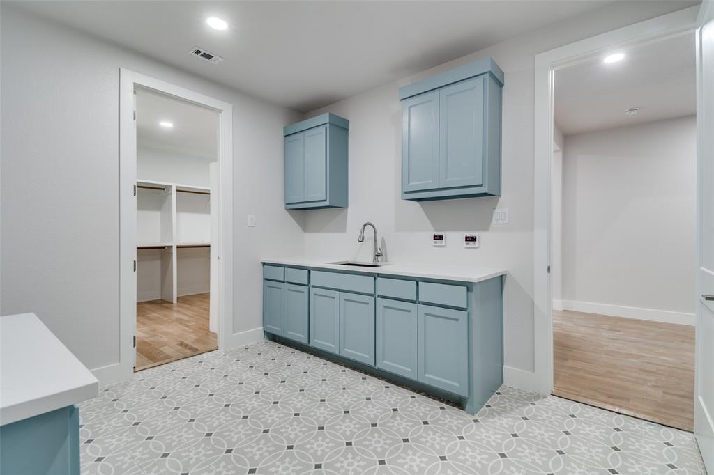 Mesquite, Texas 75126, United States, 4 Bedrooms Bedrooms, ,4 BathroomsBathrooms,Residential,Active,33874