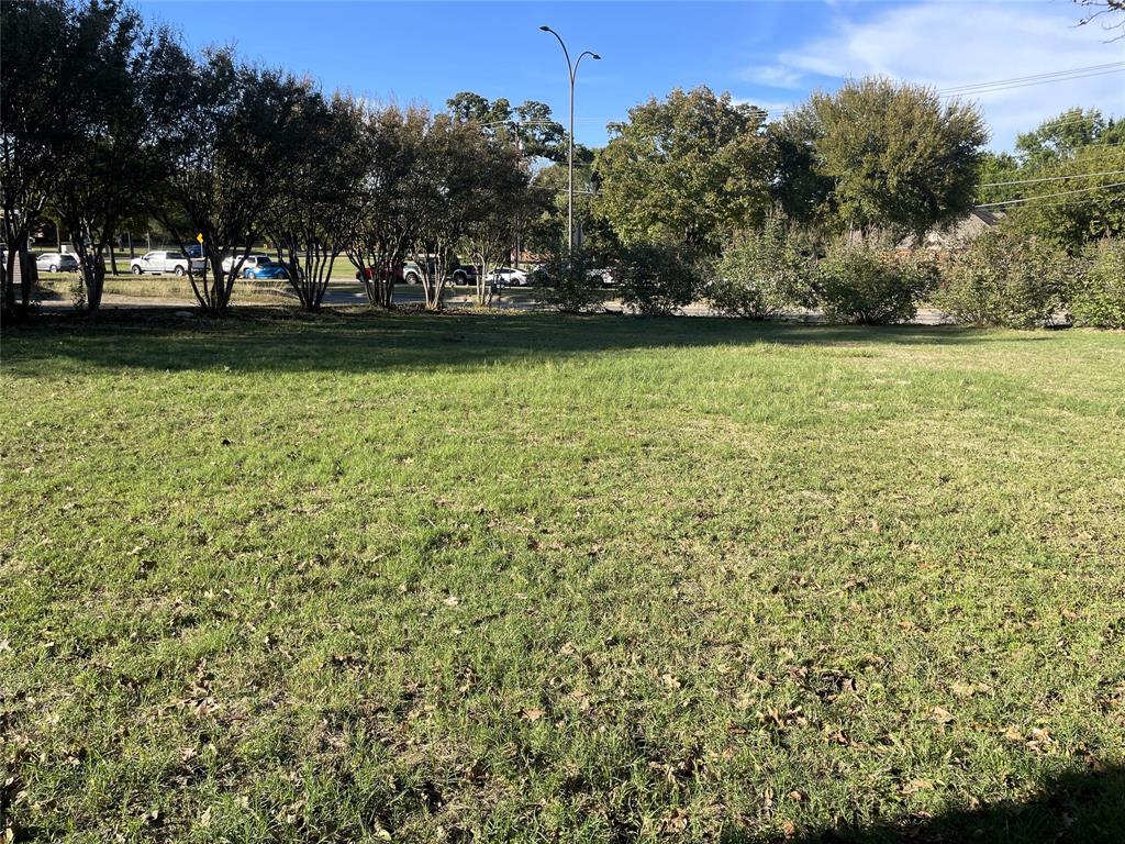 Henry Russell Survey Abstract 1324 - Land