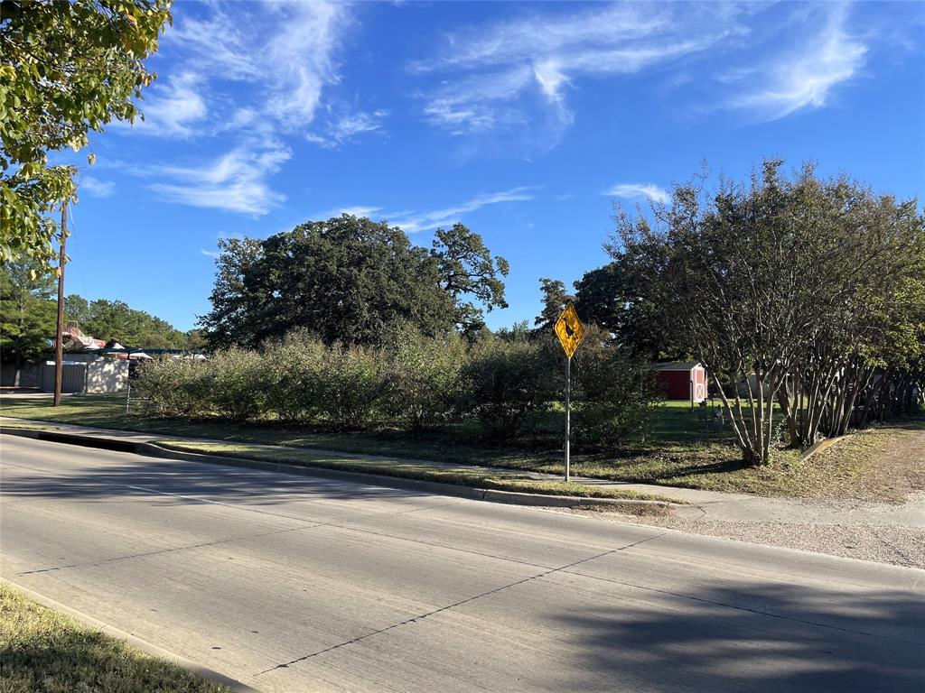 Henry Russell Survey Abstract 1324 - Land