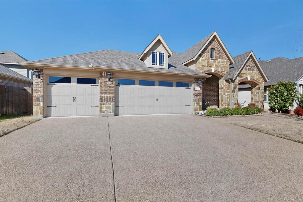 Photo of 3511 Kodiak Dr, Melissa, TX 75454 (MLS # 21194033)