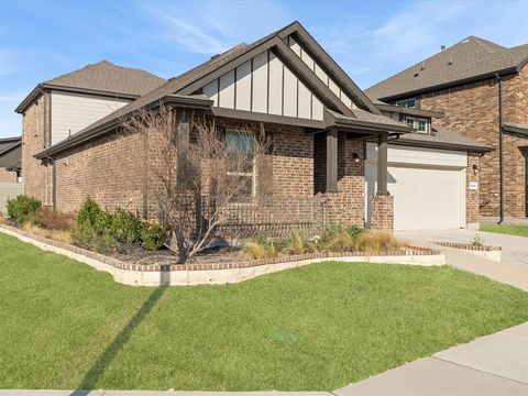 2012 13th Street Argyle TX 76226