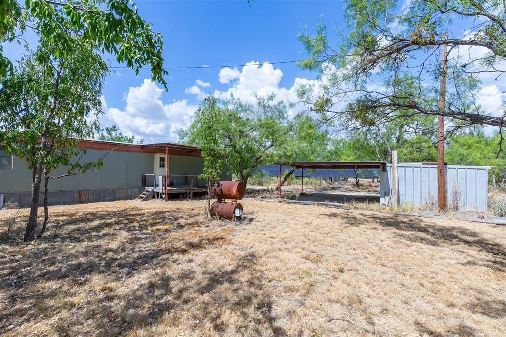 1186 Private Road 2431