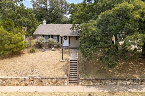 Photo of 1006 N Lucas Drive, Grapevine, TX 76051 (MLS # 21330302)