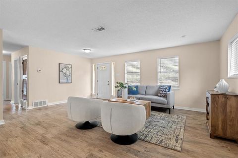 Tiny photo for 1006 N Lucas Drive, Grapevine, TX 76051 (MLS # 21330302)
