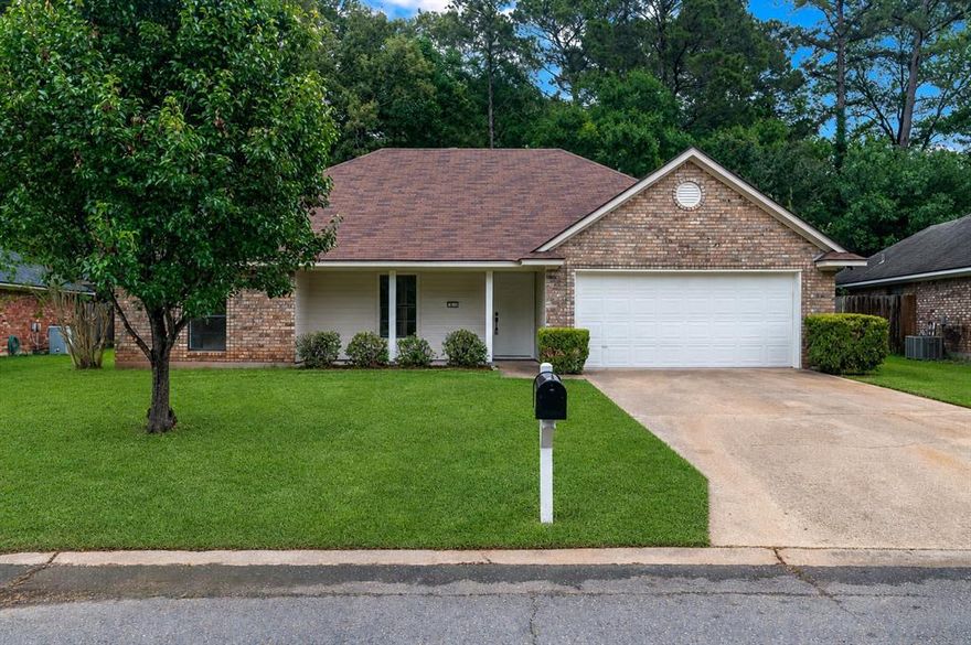 Fully renovated and move-in ready, this beautifully updated home at 3816 Shadow Bend Drive offers the fresh, modern feel buyers are looking for. From the moment you arrive, you’ll notice the fresh exterior paint and inviting curb appeal. Inside, the home has been completely refreshed with brand new luxury vinyl plank flooring, new carpet, and a light, neutral color palette throughout.
The kitchen shines with new granite countertops, stylish backsplash, brand new appliances, updated plumbing fixtures, and modern lighting—creating a clean, cohesive space perfect for everyday living and entertaining. Every detail has been thoughtfully updated from top to bottom.
Enjoy added privacy in spacious backyard with no back neighbors, backing to a peaceful wooded view—an ideal setting for relaxing evenings or outdoor gatherings.  A true turnkey property with all the big-ticket upgrades already done—schedule your showing today!