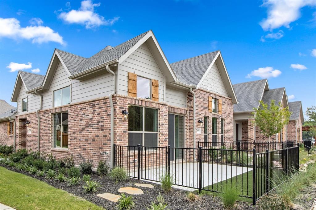 8609 Del Rio Trail