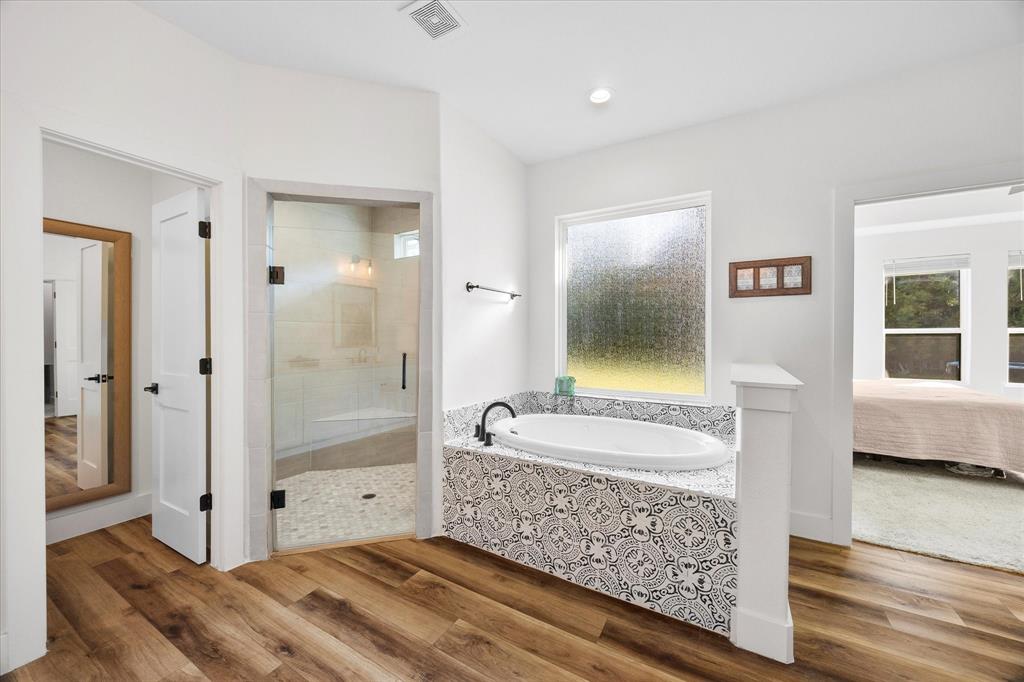 Hlr Comer - Residential