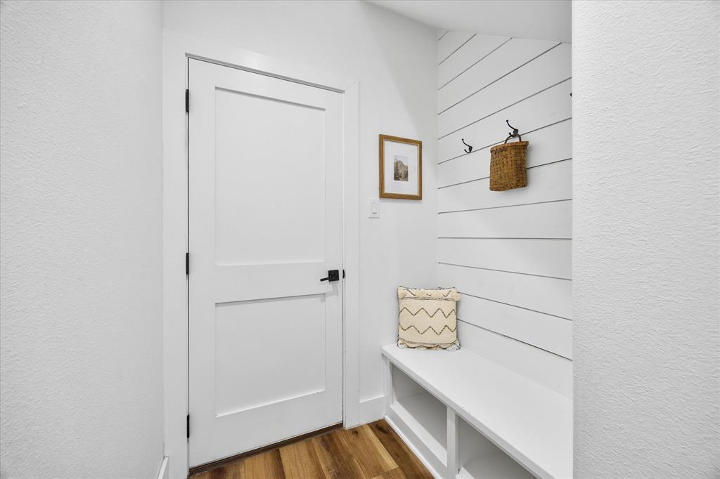 Hlr Comer - Residential