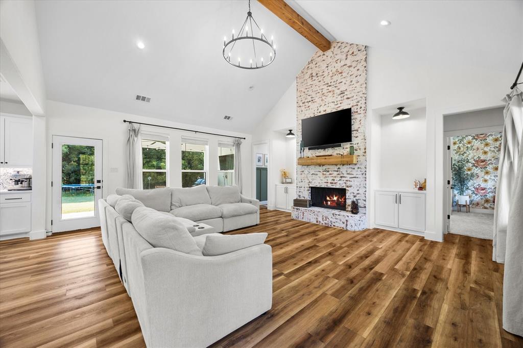 Hlr Comer - Residential