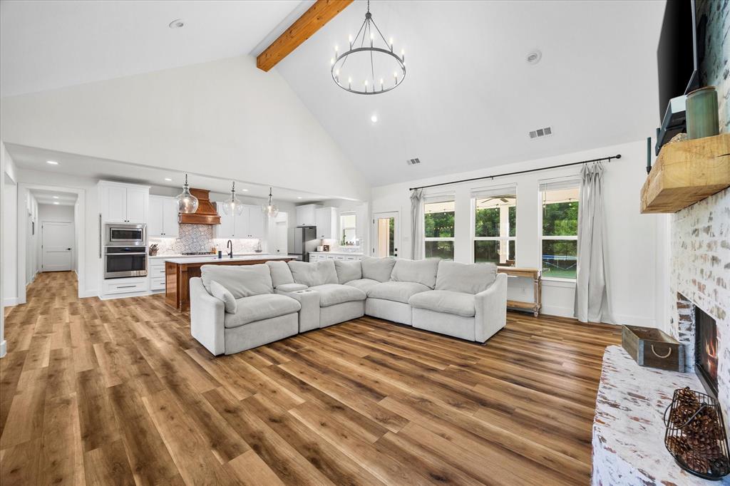 Hlr Comer - Residential