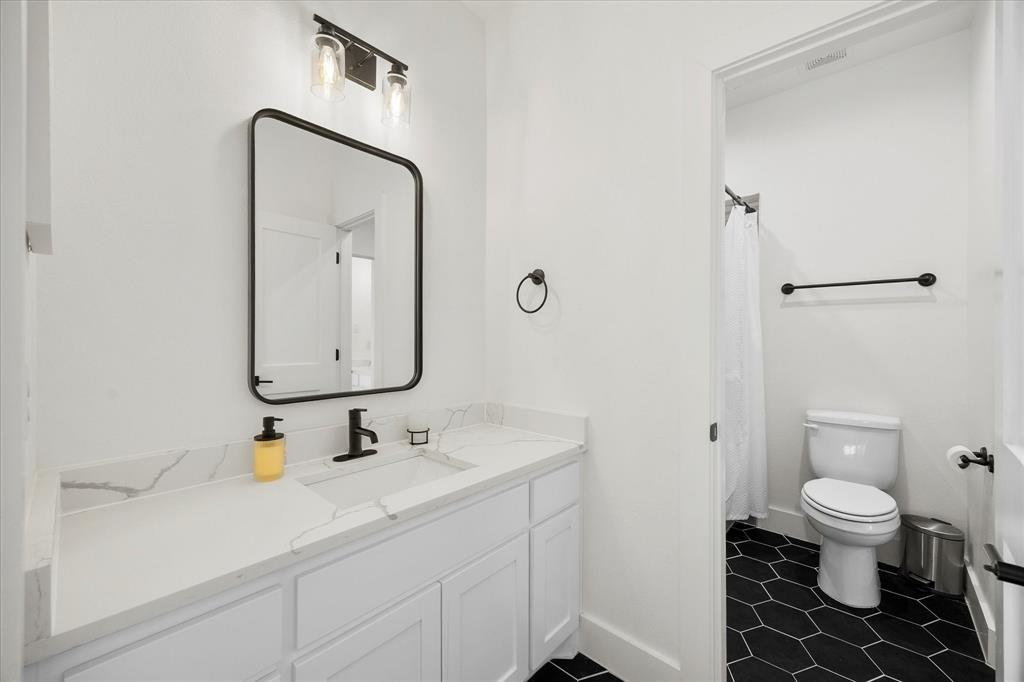 Hlr Comer - Residential