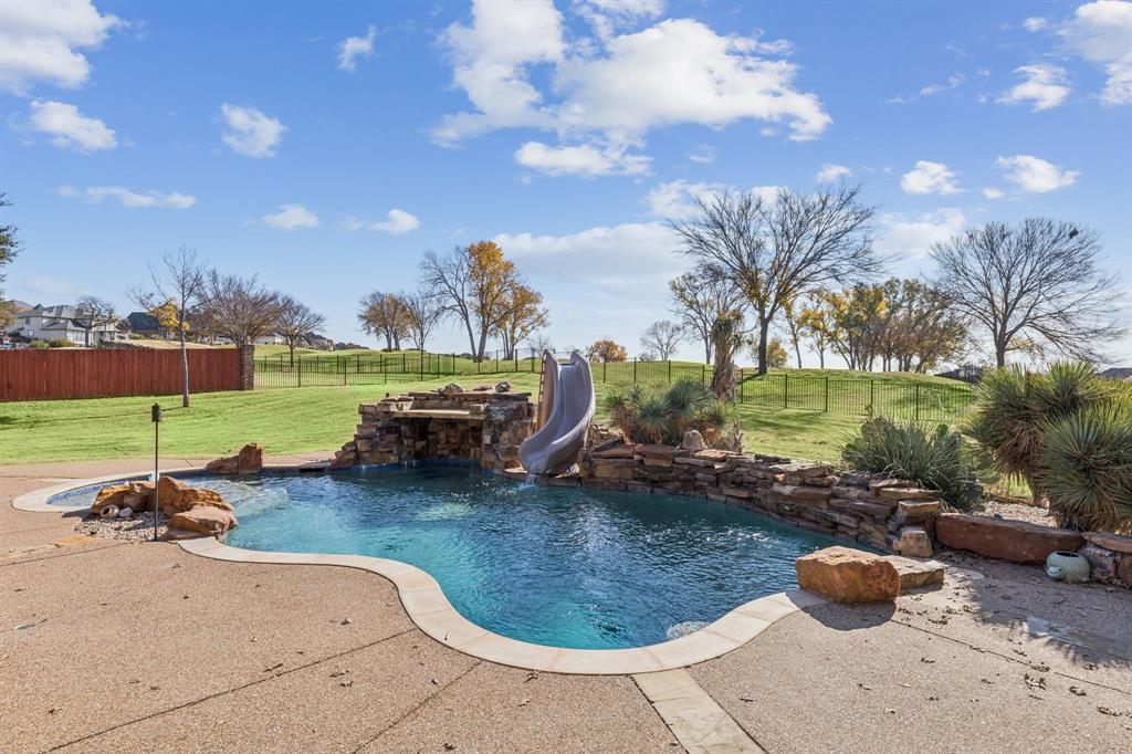 Resort On Eagle Mountain Lake - Residential