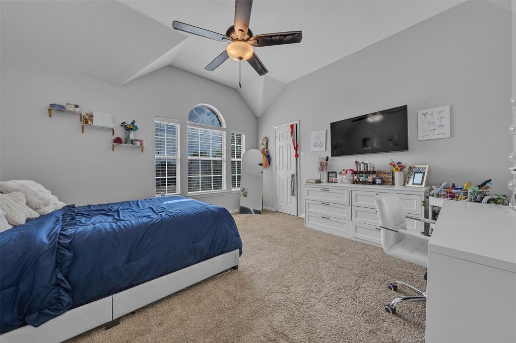 Mistletoe Hill Ph Viii - Residential