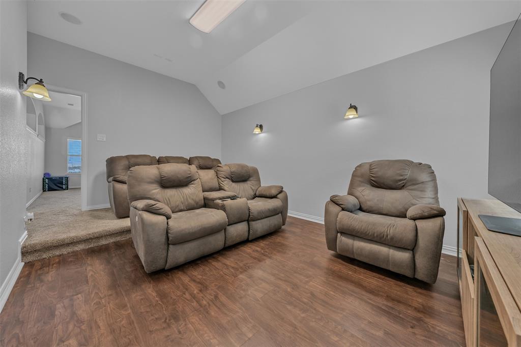 Mistletoe Hill Ph Viii - Residential