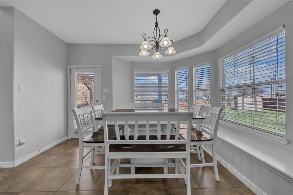 Mistletoe Hill Ph Viii - Residential