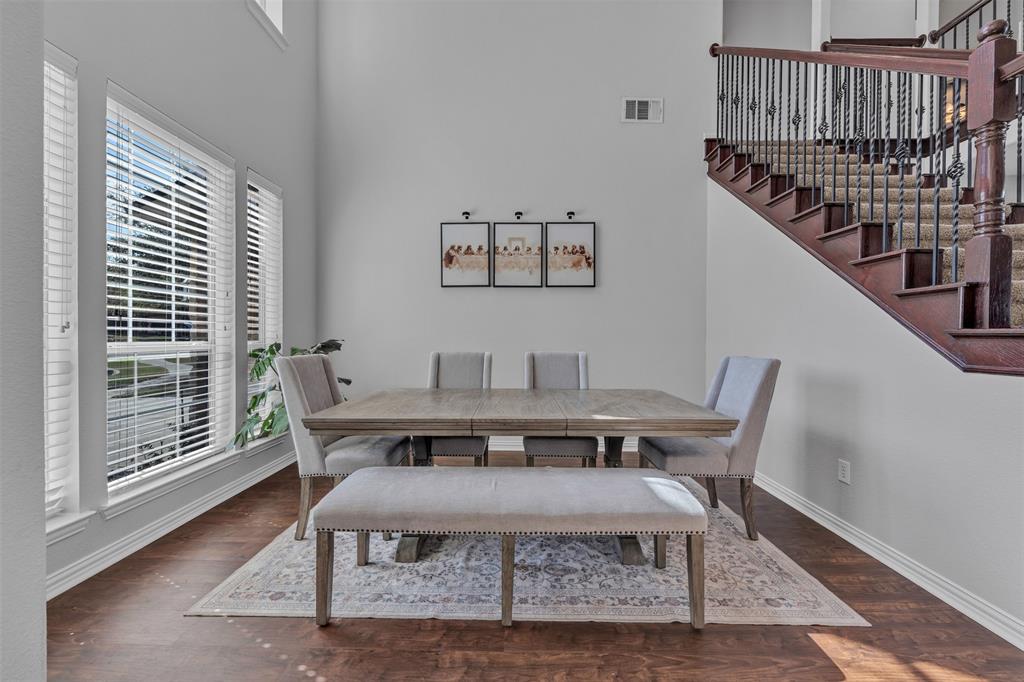 Mistletoe Hill Ph Viii - Residential