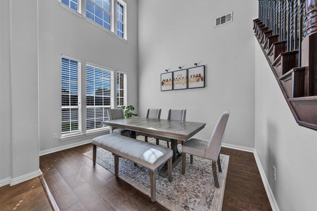 Mistletoe Hill Ph Viii - Residential