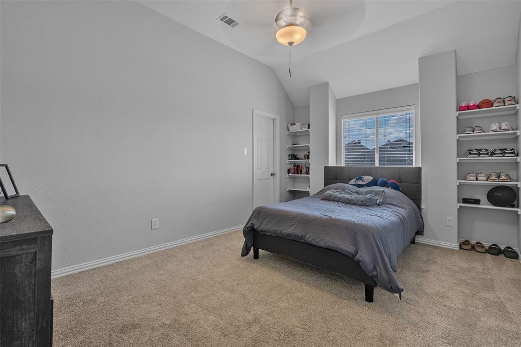 Mistletoe Hill Ph Viii - Residential