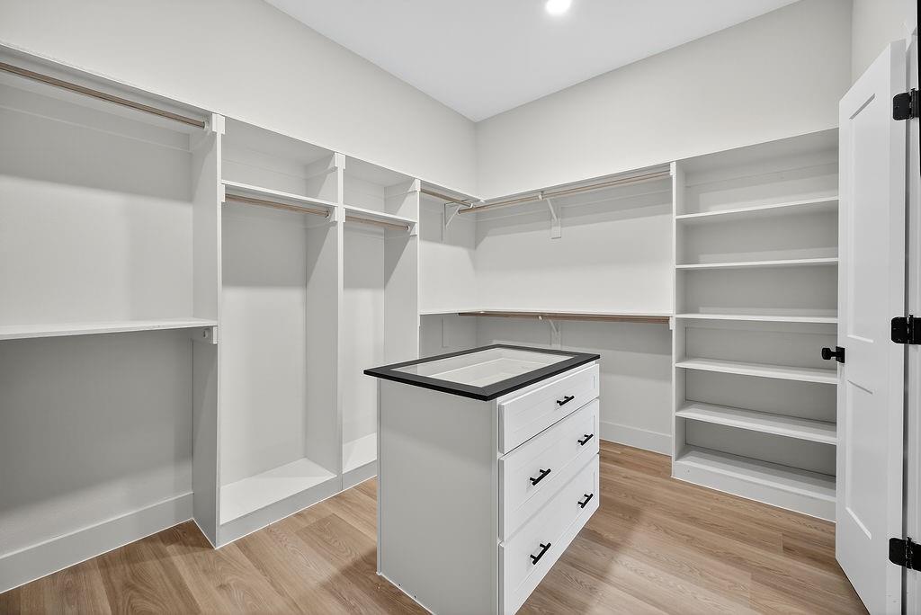 Dalworth Park - Residential