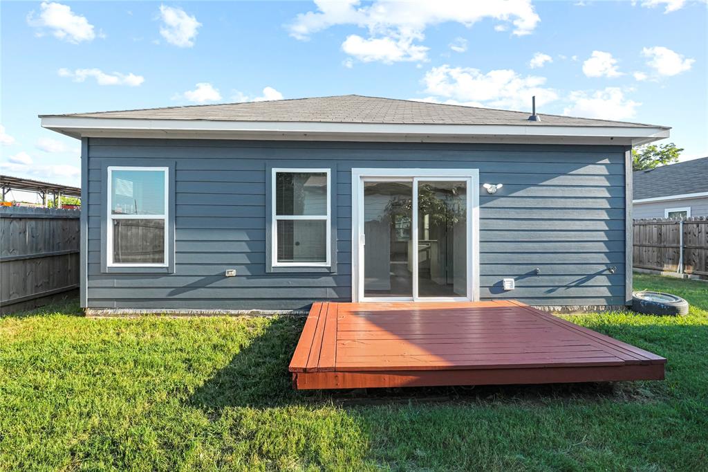 LINCOLN MANOR NO 3 - Residential