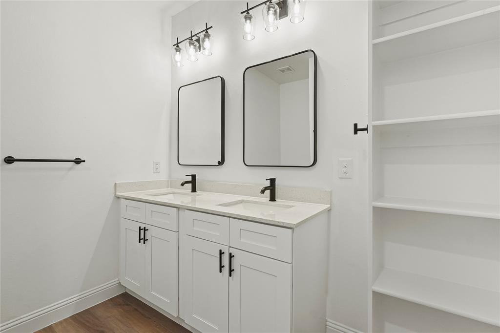 LINCOLN MANOR NO 3 - Residential