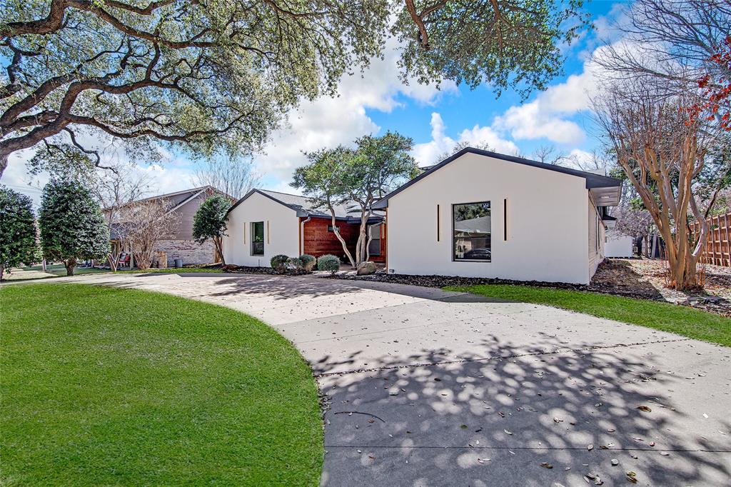 7992 Fallmeadow Lane