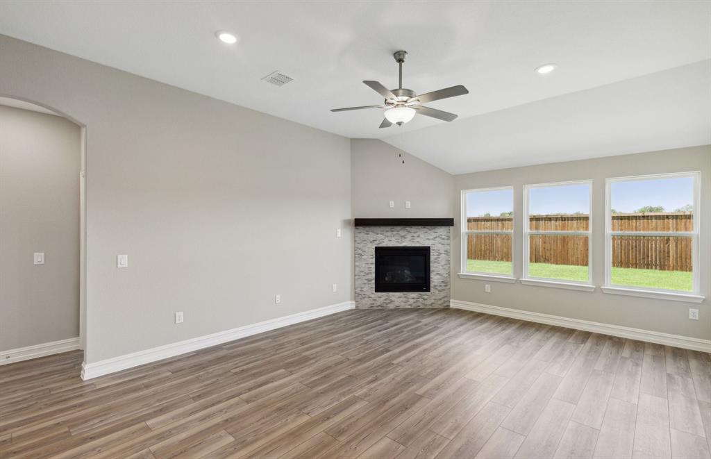 Anna Town Square - Residential