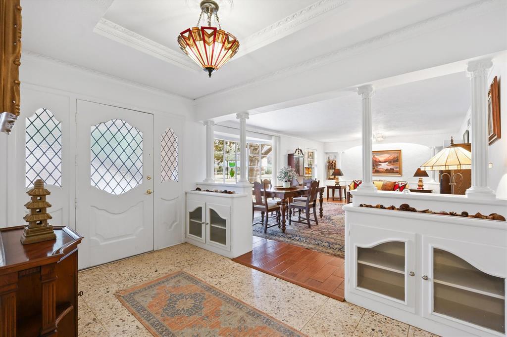 2218 Southridge Drive