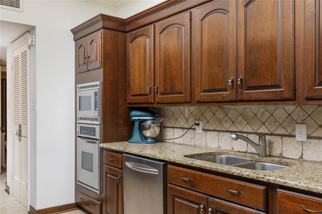 Imperial House Condos - Residential Lease