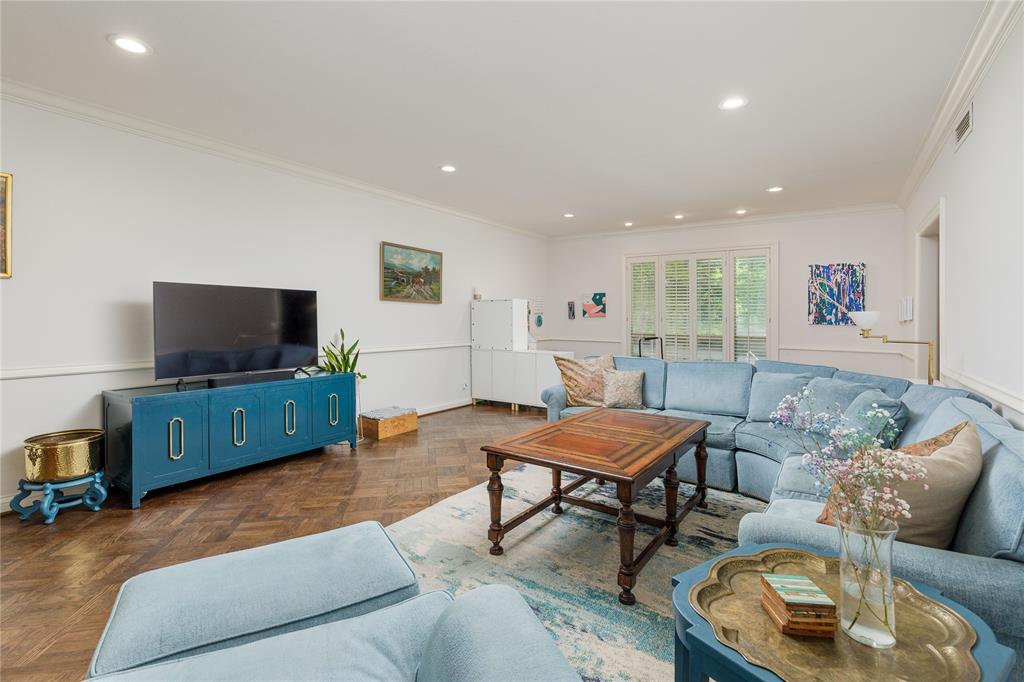 Imperial House Condos - Residential Lease