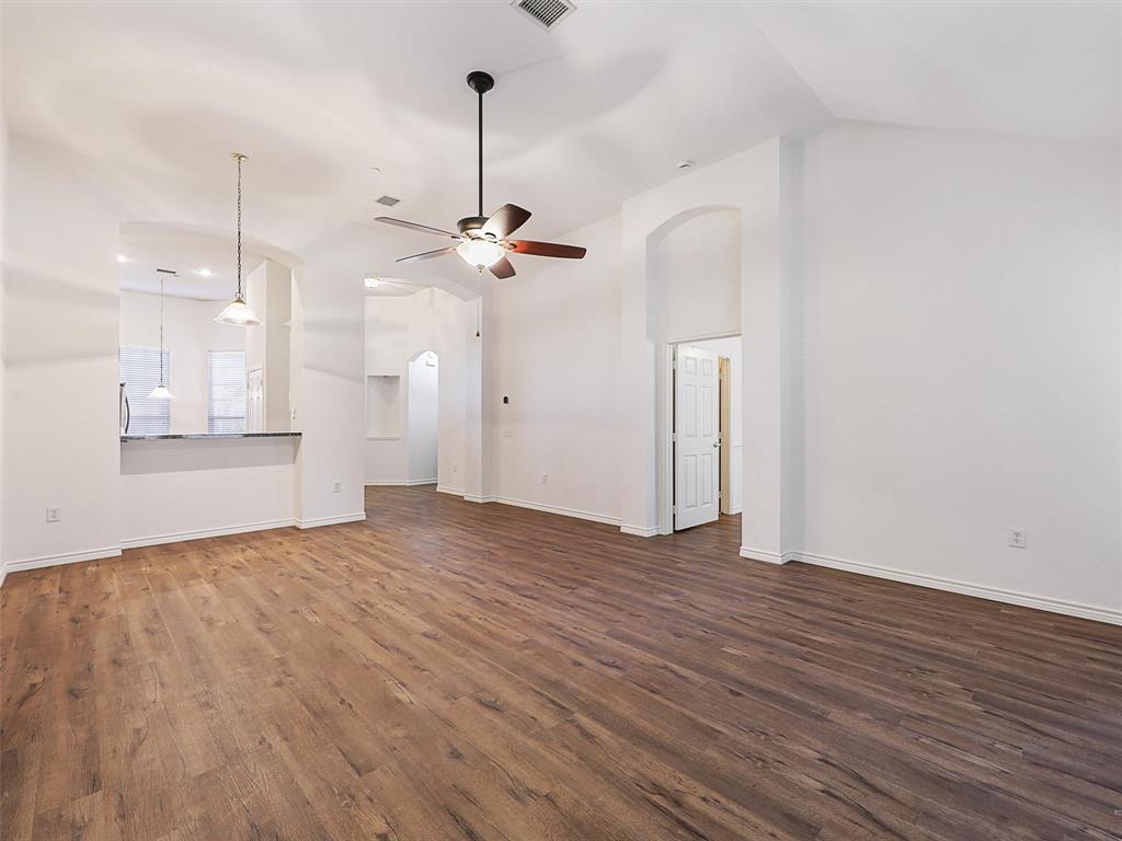 Pasquinellis Parker Estates Ph - Residential