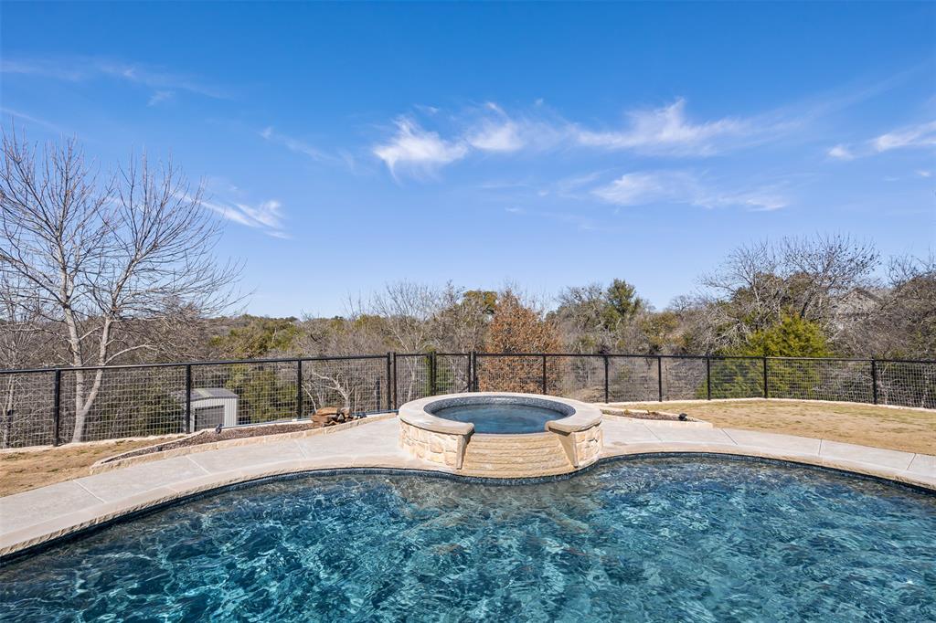 1005 Rio Lobo Trail