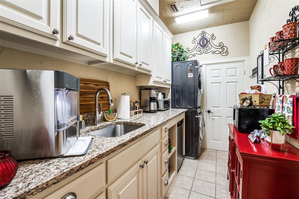 Castle Hills Village - Residential