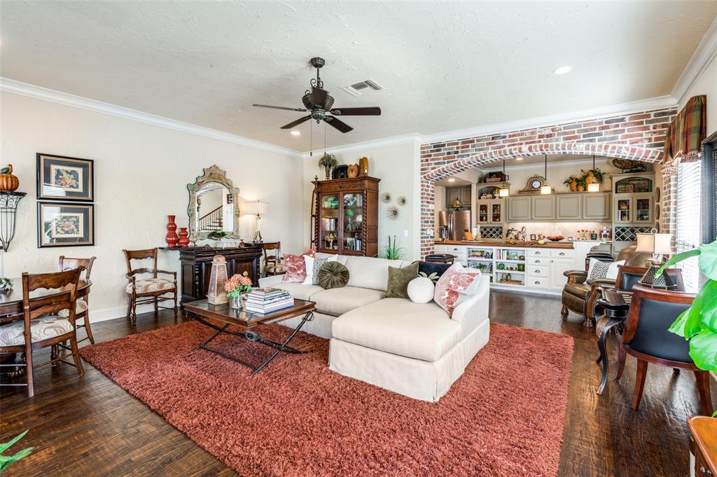 Castle Hills Village - Residential