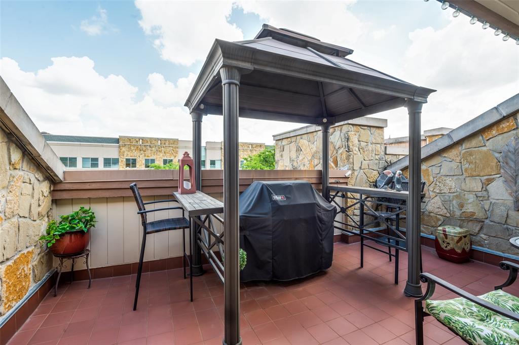 Castle Hills Village - Residential