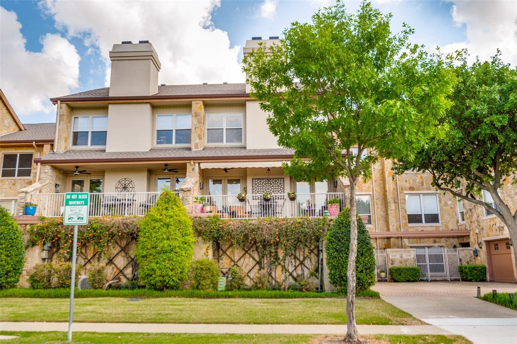 Castle Hills Village - Residential