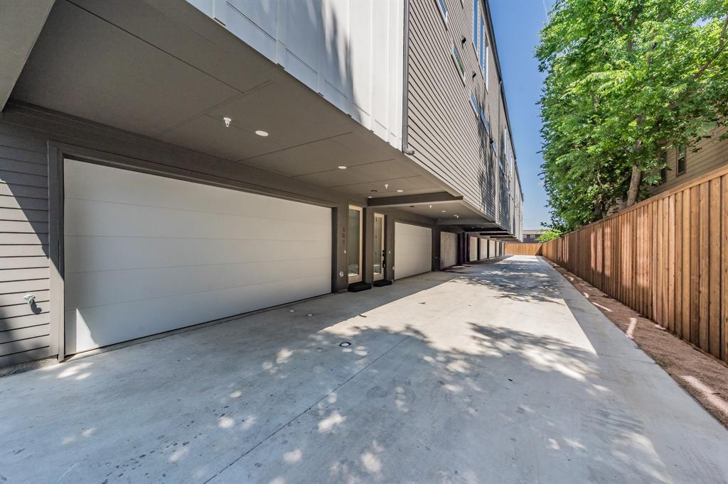 East Columbia Place - Residential