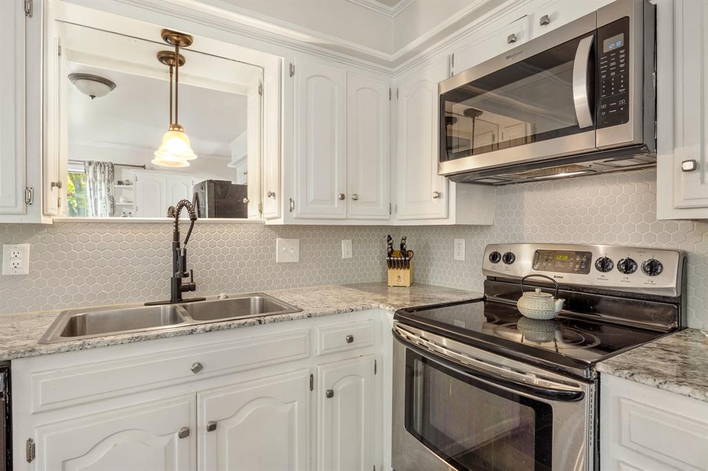 Knollwood - Residential