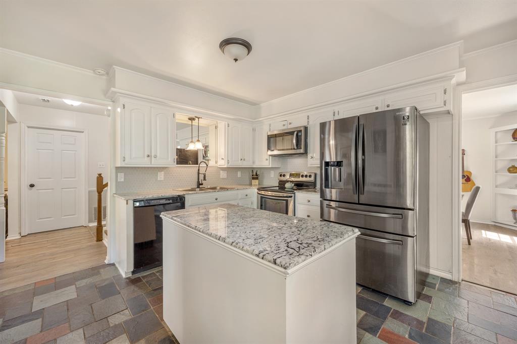 Knollwood - Residential