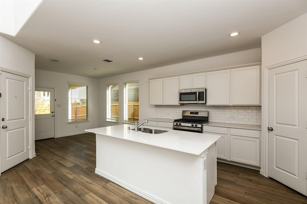 Northpointe Ph 6 - Residential Lease