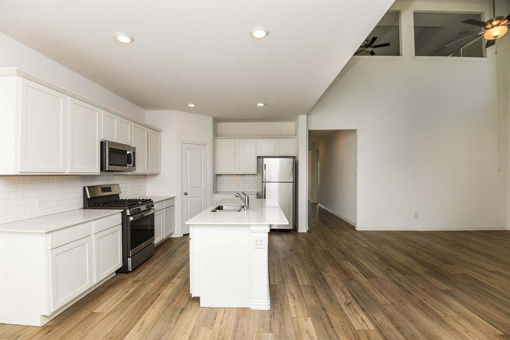 Northpointe Ph 6 - Residential Lease