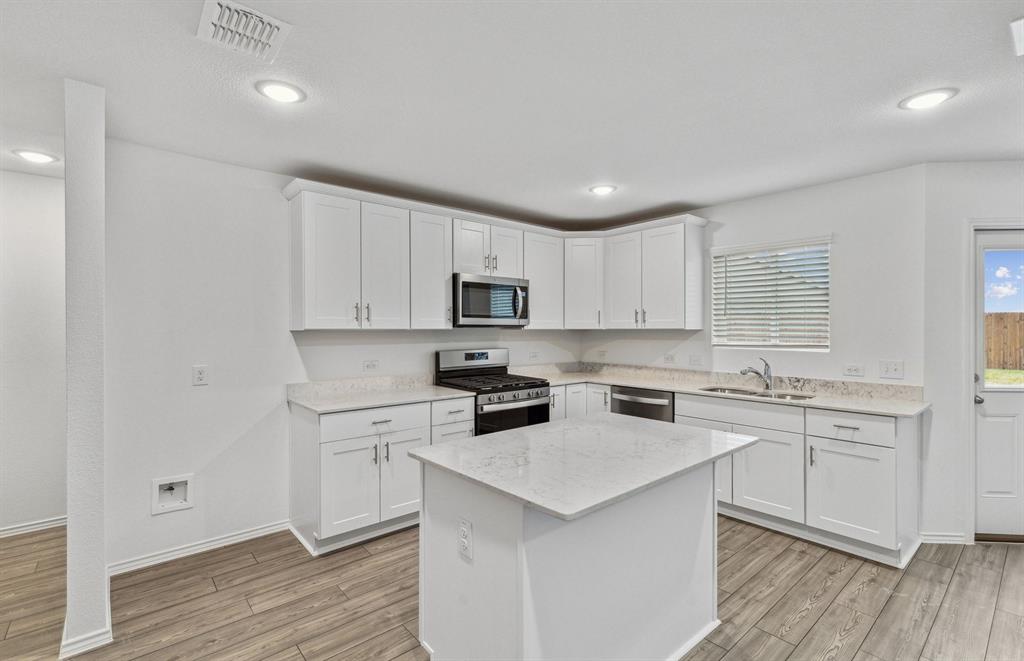 Elizabeth Creek - Residential