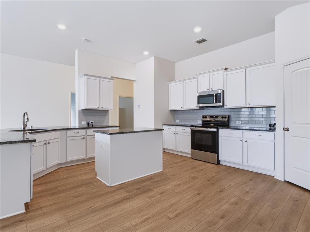 2424 Larimar Drive