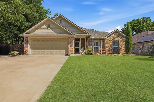 709 W LAMBERTH RD, SHERMAN, TX 75092 - Image 23a1be83e41fe3c324ea235016d3bd7d/2843442655