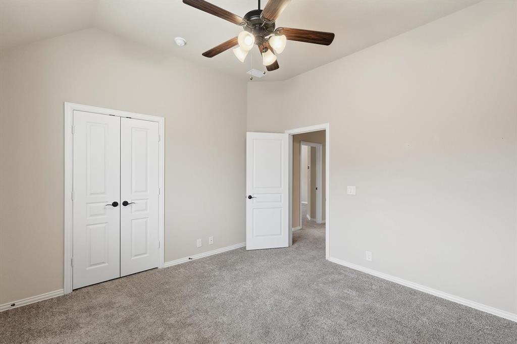 Willow Crk Xing - Residential